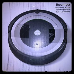 I Robot Roomba 690 Vacuum w/Wifi connectivety.